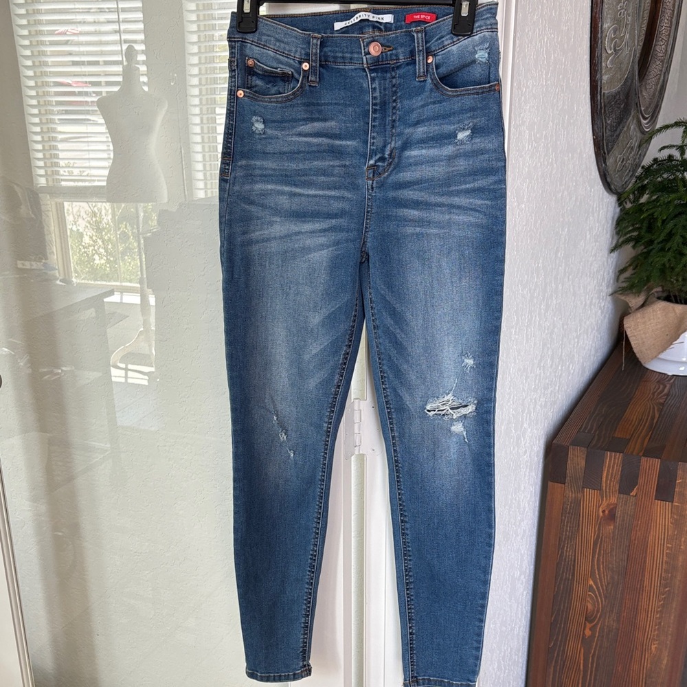 Celebrity Pink “The Spice” Distressed   Women's Blue Jeans size 29